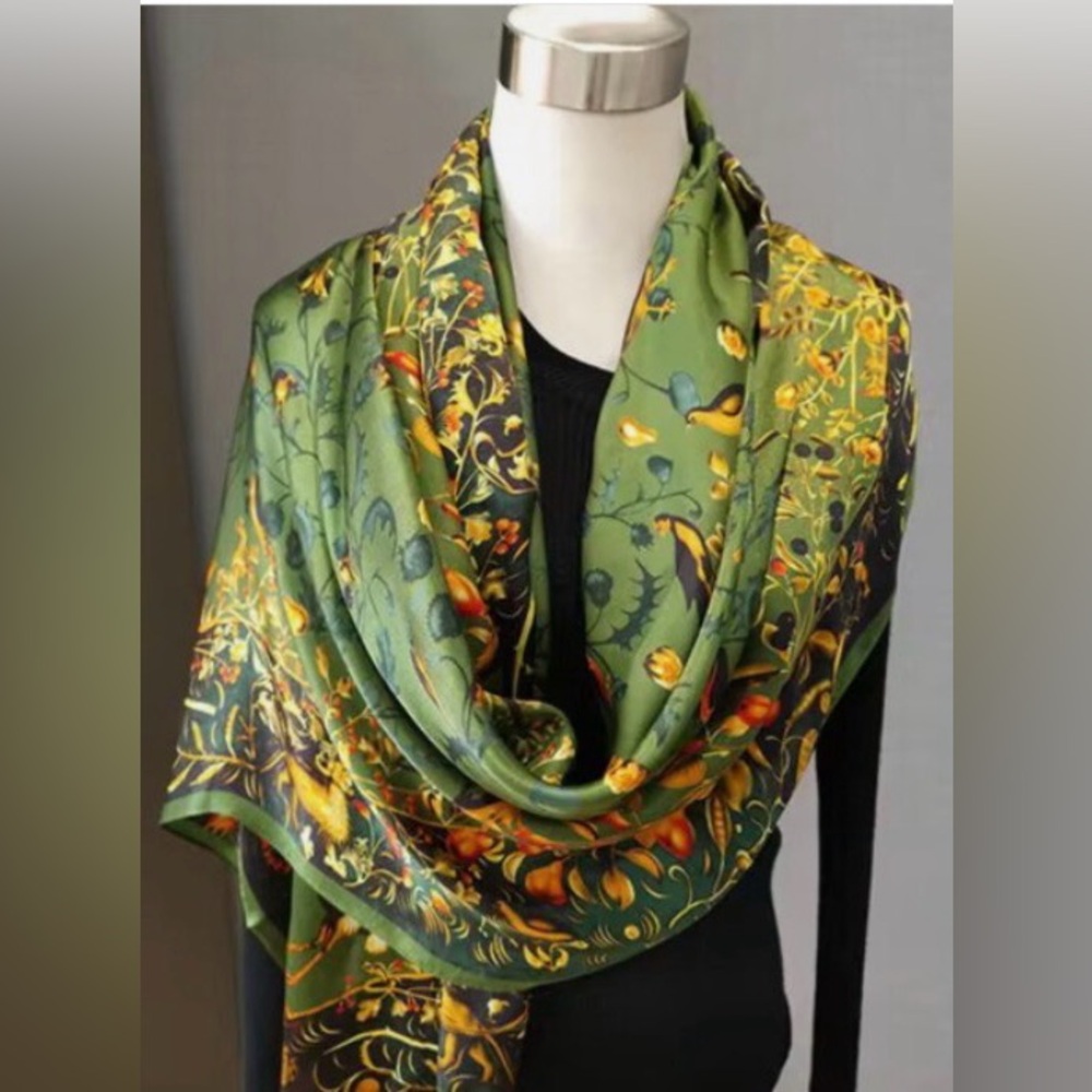 Large Mulberry Silk Scarf 42” Square Jade/Emerald Green Animals/Birds - Picture 8 of 8